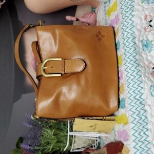Patricia Nash Distress Vintage Leather Irving Biscuit